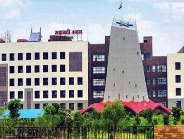 Transfer Breaking : खनिज विभाग में बड़ा प्रशासनिक फेरबदल…! 22 अधिकारियों का स्थानांतरण आदेश जारी…