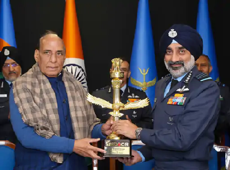 राजनाथ सिंह का बयान: सुदर्शन चक्र से और मजबूत होगी भारत की सुरक्षा व्यवस्था