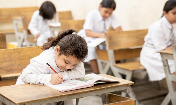 छत्तीसगढ़ नौनिहाल स्कॉलरशिप योजना: मजदूरों के बच्चों की पढ़ाई का खर्च उठाएगी सरकार, जानिए पात्रता और आवेदन प्रक्रिया