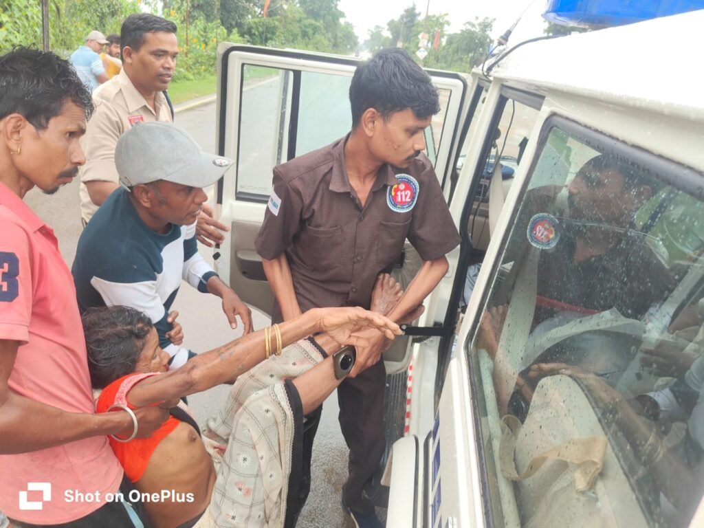 NH-130C पर दो बाइकों की आमने-सामने भिड़ंत, तीन घायल; 112 की त्वरित कार्रवाई से अस्पताल पहुंचाया