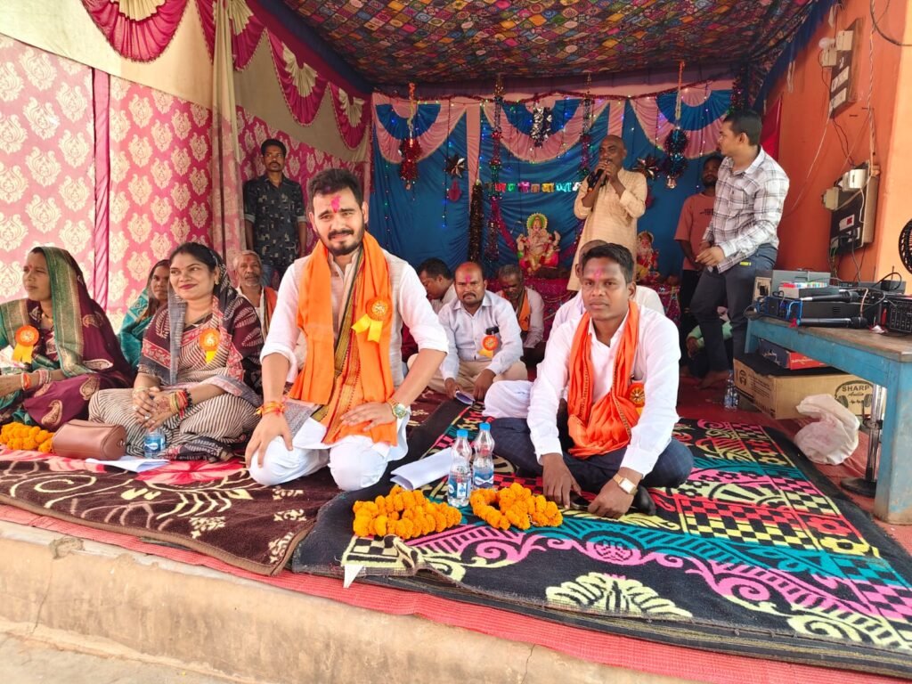 सिद्धेश्वर राज मिस्त्री संघ छुईहा ने धूमधाम से मनाई विश्वकर्मा जयंती