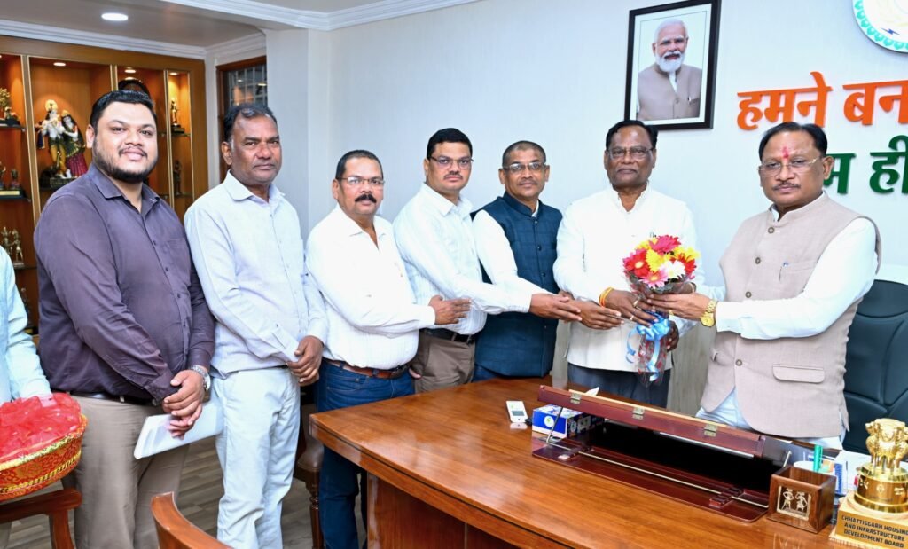 शाकंभरी महोत्सव में शामिल होंगे मुख्यमंत्री विष्णुदेव साय, युवक-युवती परिचय सम्मेलन में आने की दी सहमति